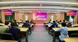 课堂教学与活动场景（轮播图2）
